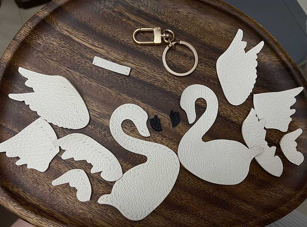 DIY Bag Charm Kit | Key Chain Kit | Swan Shaped | DWI2101