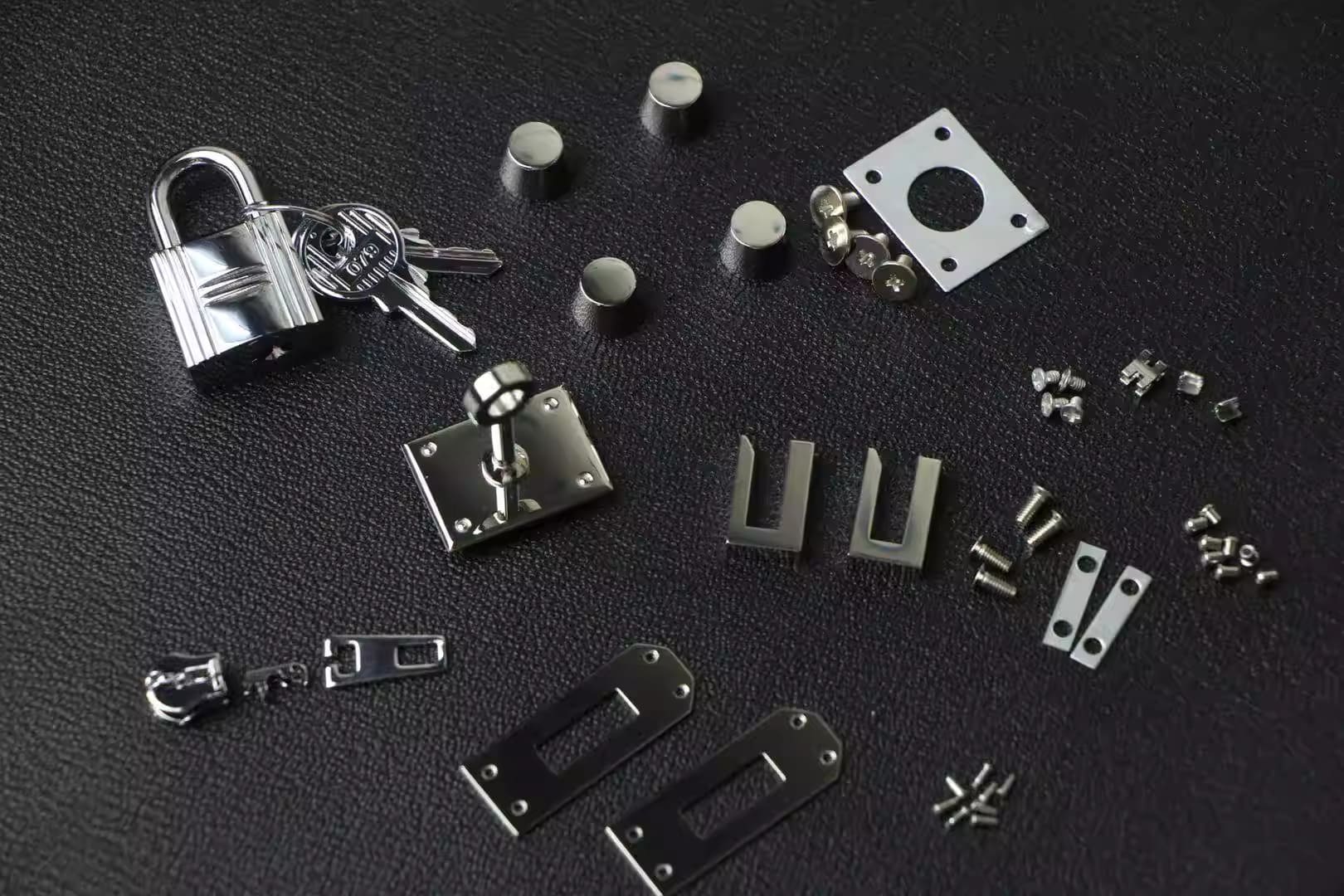 bag-hardware-set-collection