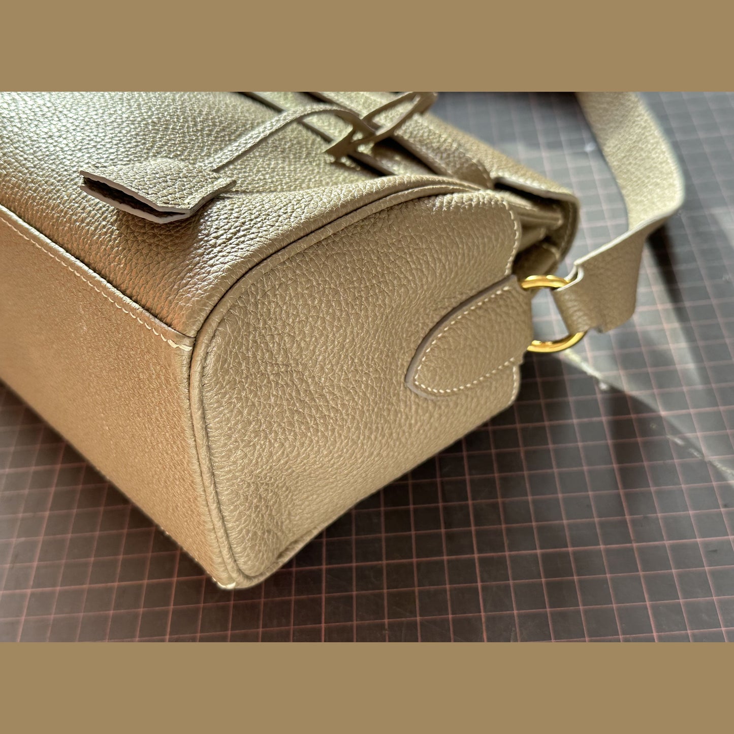 Kraft Leather Bag Pattern - Kerli Messenger Bag - DWIPDFZSZ01
